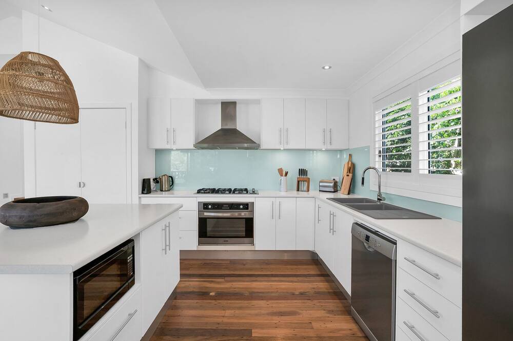 Photo of Others in Rosebud