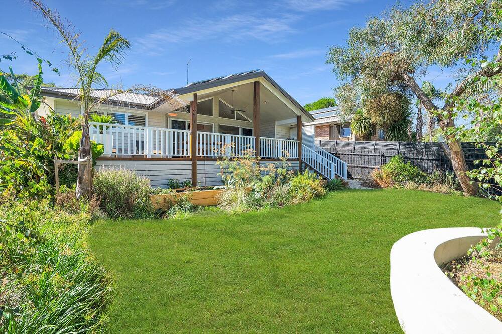 Photo of Others in Rosebud