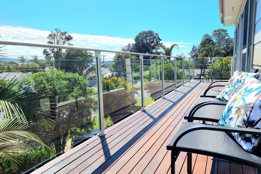Photo of Patio Balcony in Batehaven