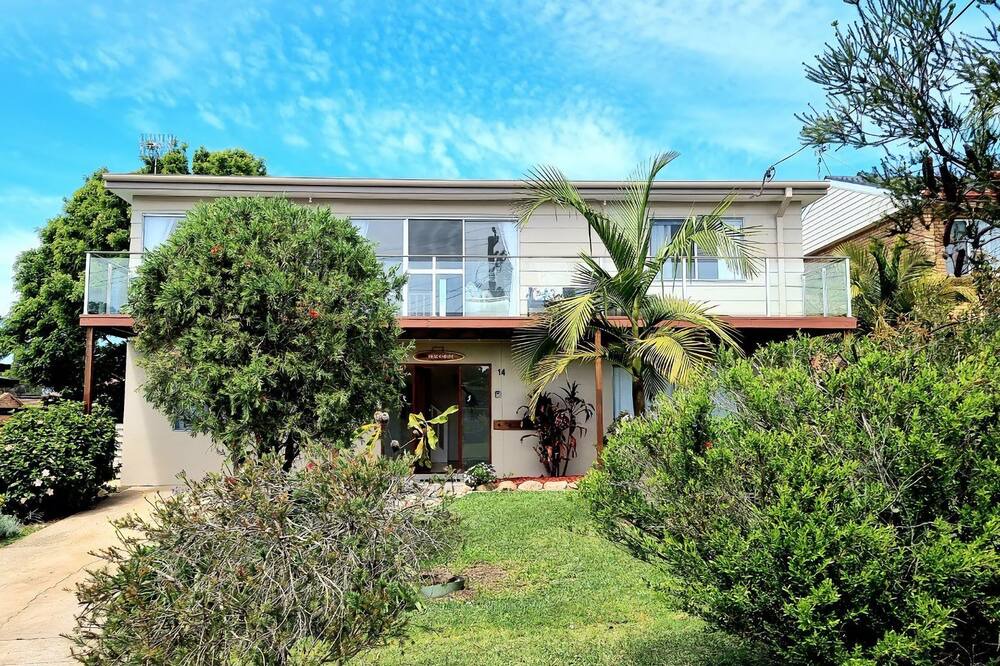 Photo of Outdoor in Batehaven