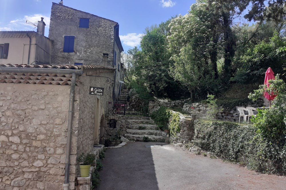 Photo of Outdoor in Ponet-et-Saint-Auban