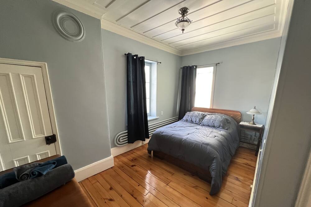 Photo of Bedroom in Saint-Zephirin-de-Courval