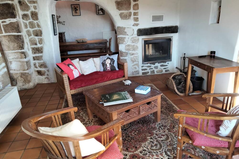 Photo of Livingroom in Sanilhac