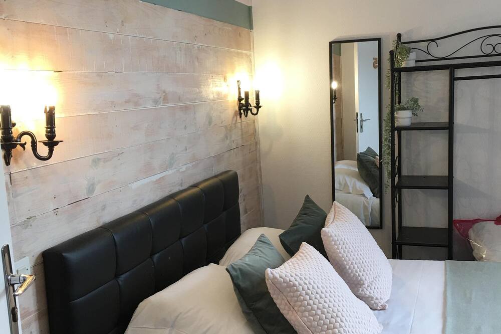 Photo of Bedroom in Le Pouliguen