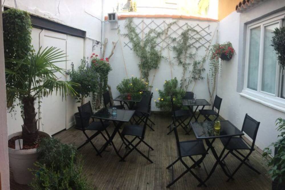 Photo of Patio Balcony in Le Pouliguen