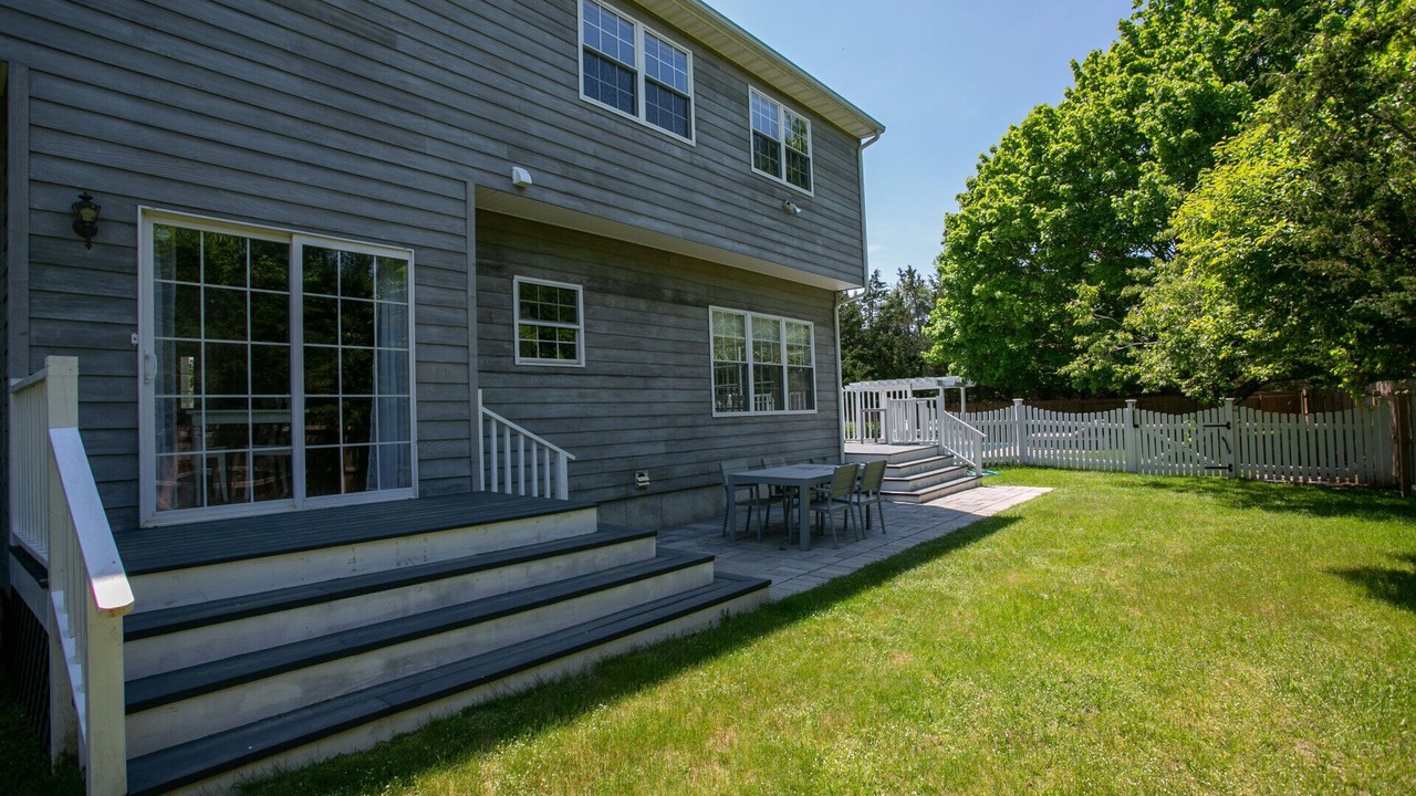 Photo of Outdoor in Westhampton