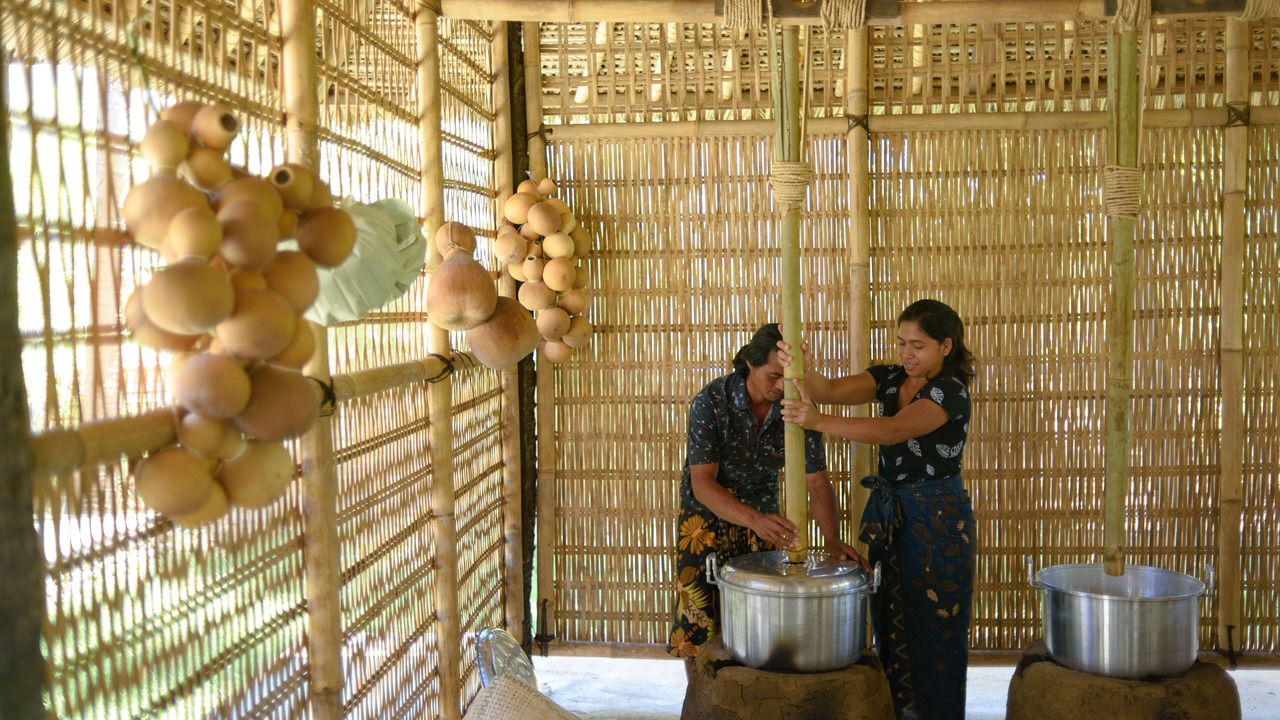 Photo of Others in Tembok