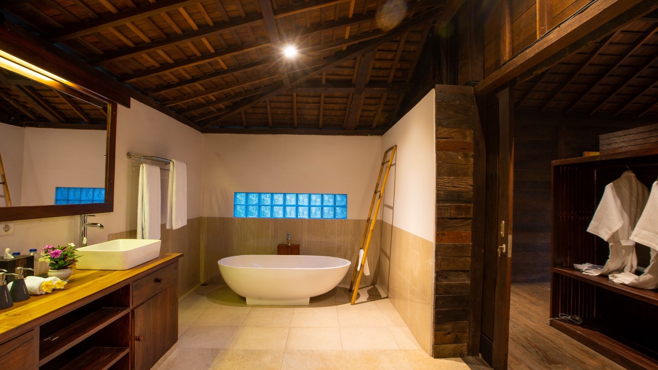 Photo of Bathroom in Tembok