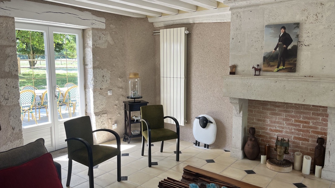 Photo of Others in Chitenay