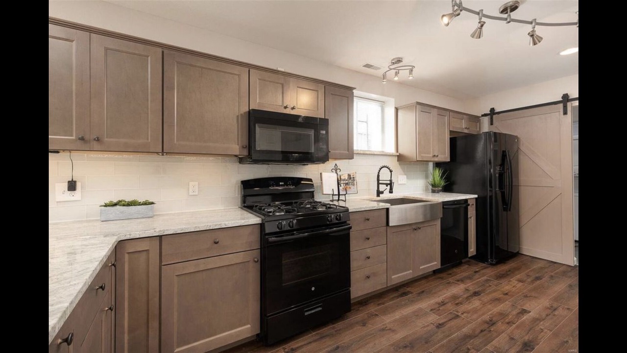 Photo of Kitchen in Lindenwood Park