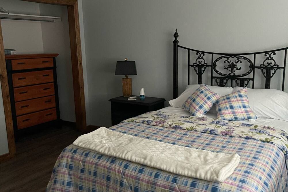 Photo of Bedroom in Longtown