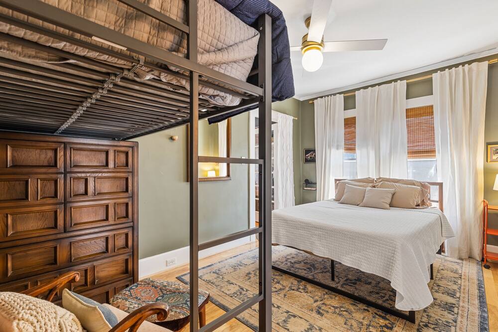 Photo of Bedroom in Fort Worth Cultural District