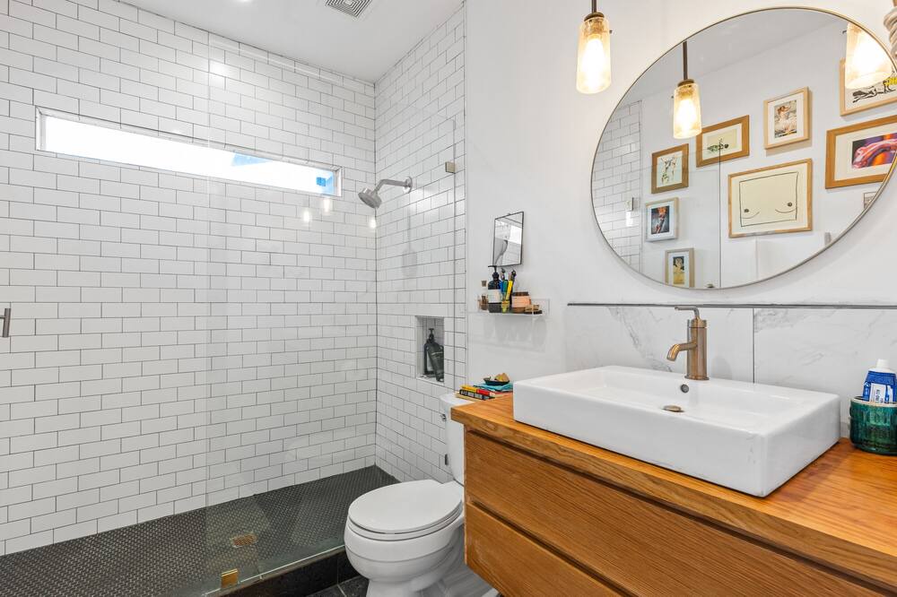 Photo of Bathroom in Fort Worth Cultural District