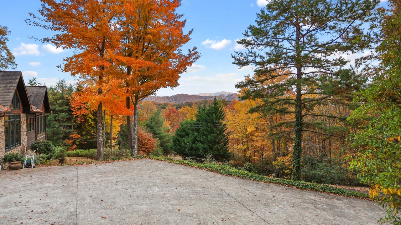 Photo of Outdoor in Foxfire Estates