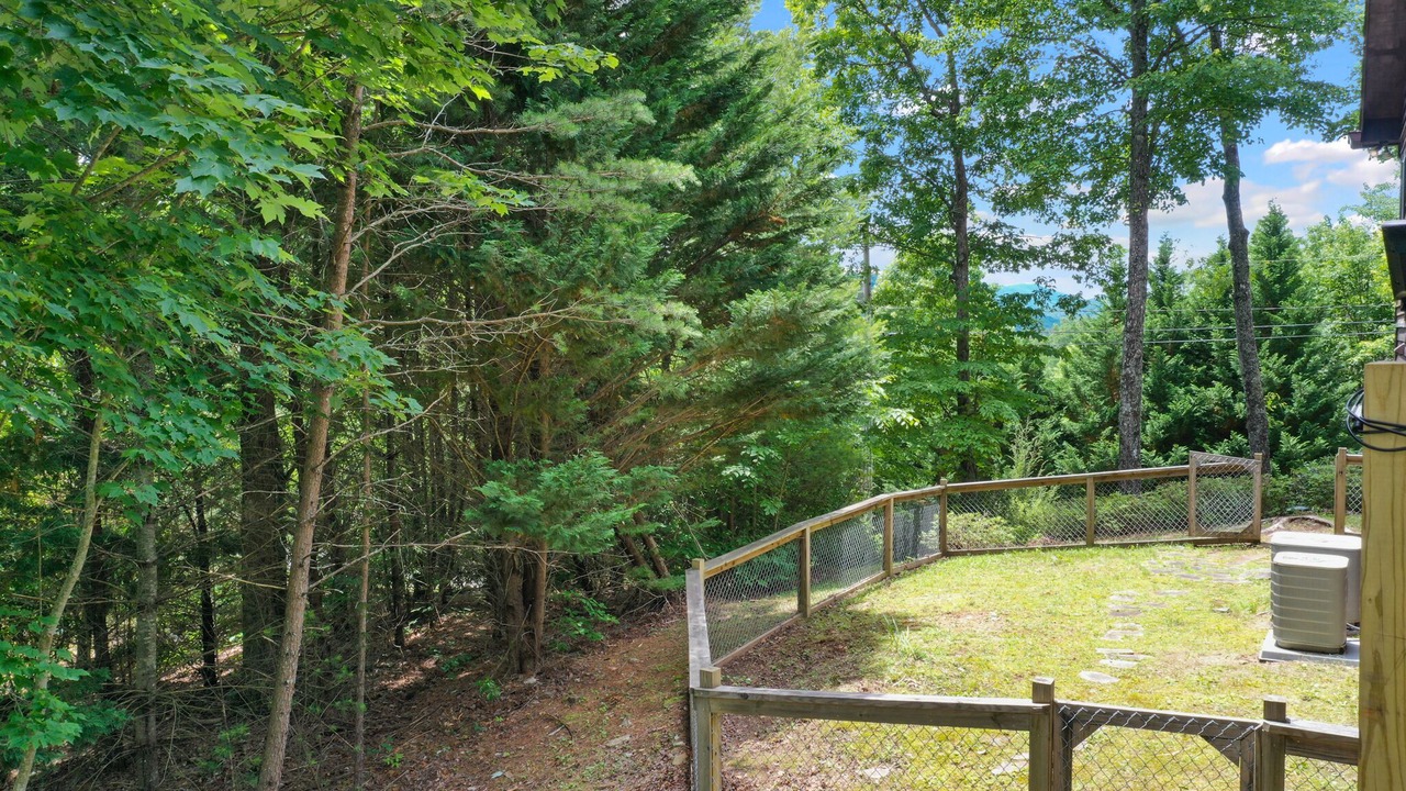 Photo of Outdoor in Foxfire Estates
