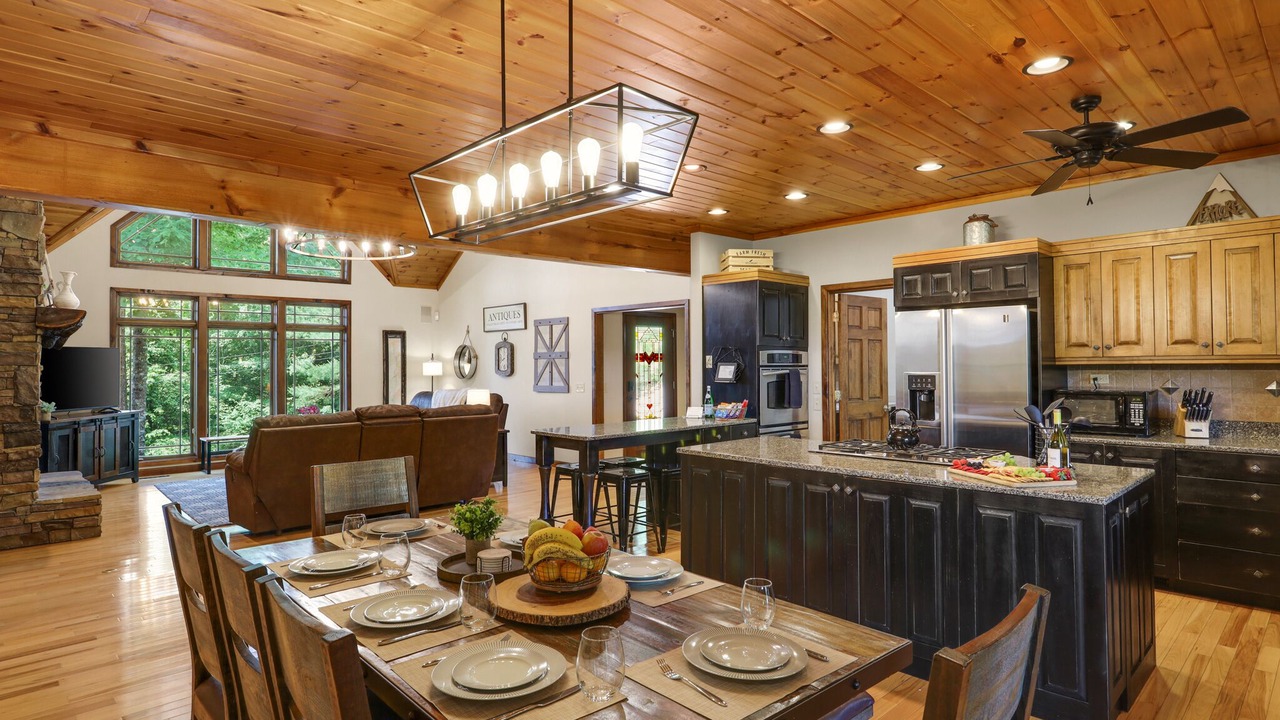 Photo of Kitchen in Foxfire Estates