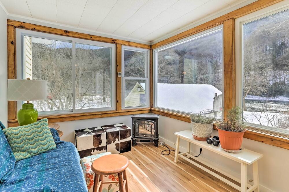 Photo of Others in Hancock