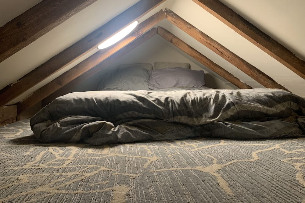 Photo of Bedroom in Cocolamus