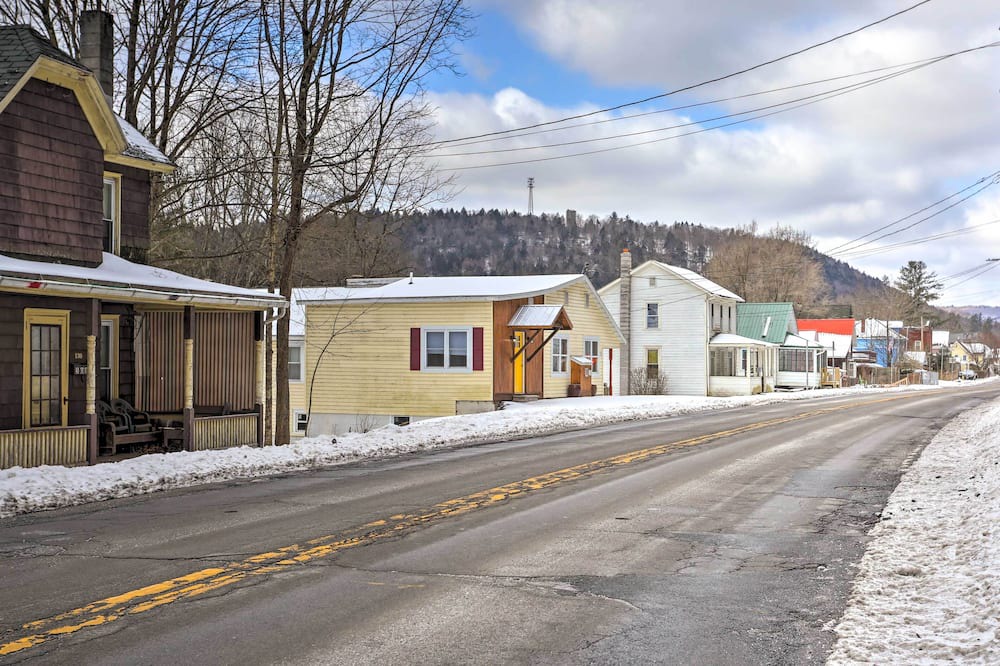 Photo of Outdoor in Hancock