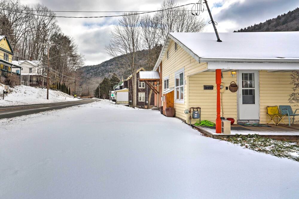 Photo of Outdoor in Hancock