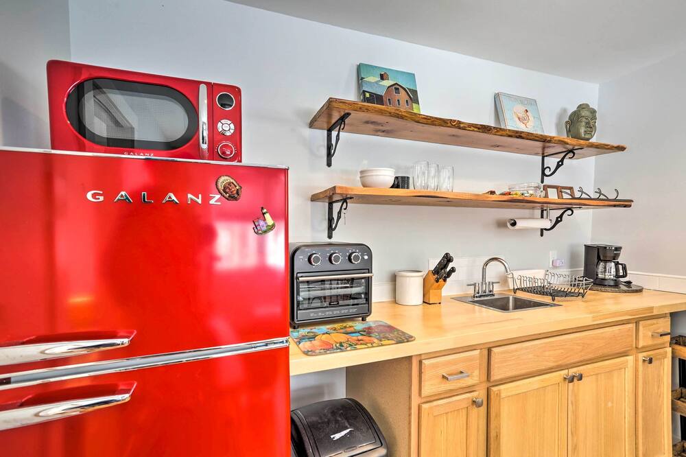 Photo of Others in Hancock