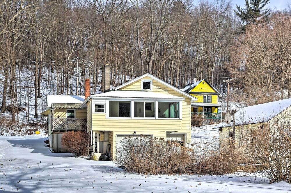 Photo of Outdoor in Hancock