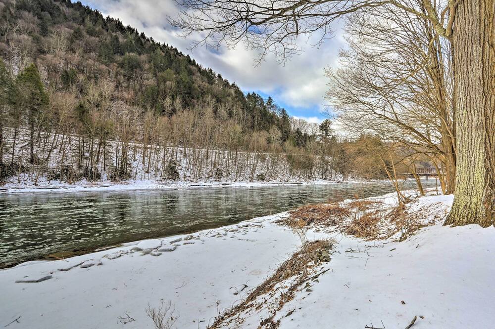 Photo of Others in Hancock