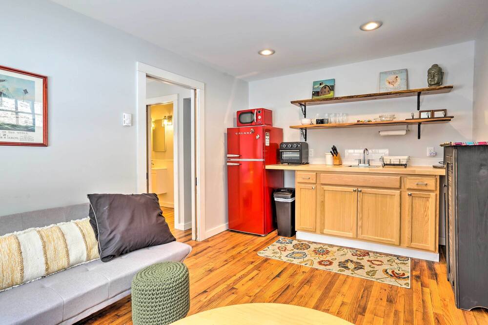 Photo of Others in Hancock