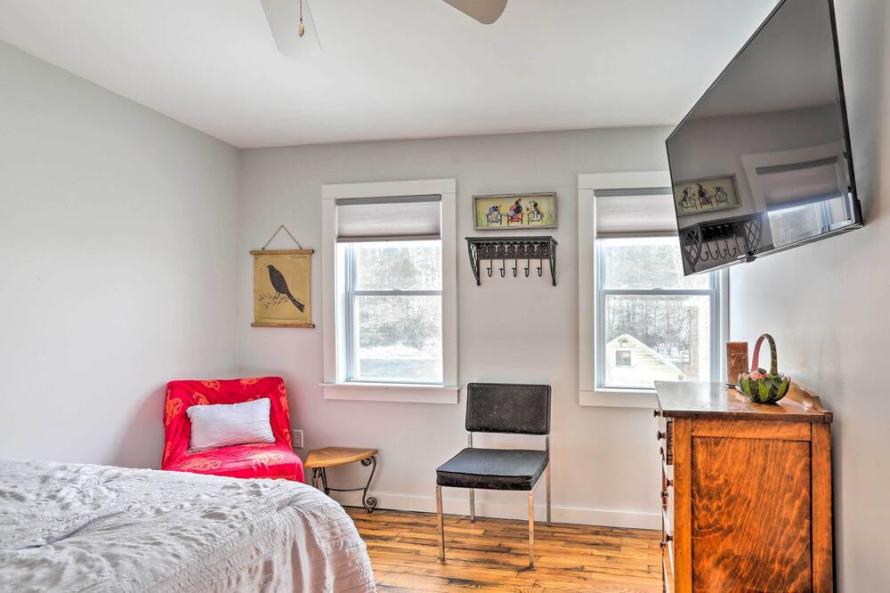 Photo of Bedroom in Hancock