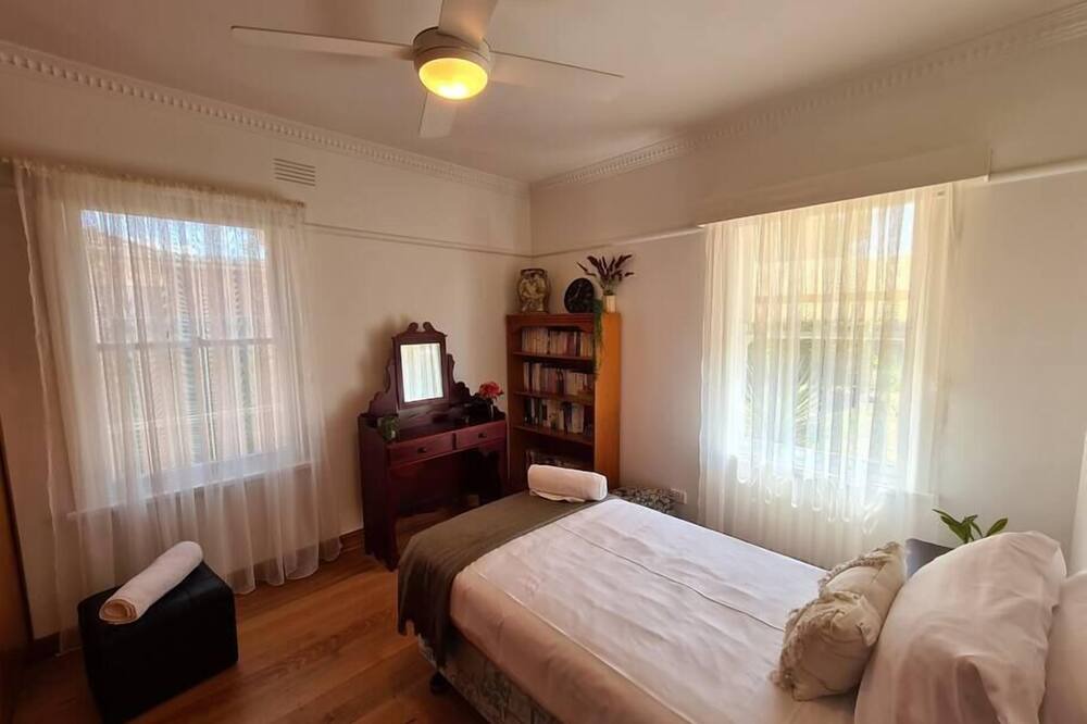 Photo of Others in Highton