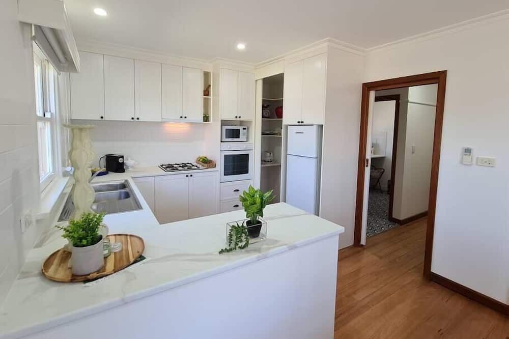 Photo of Others in Highton