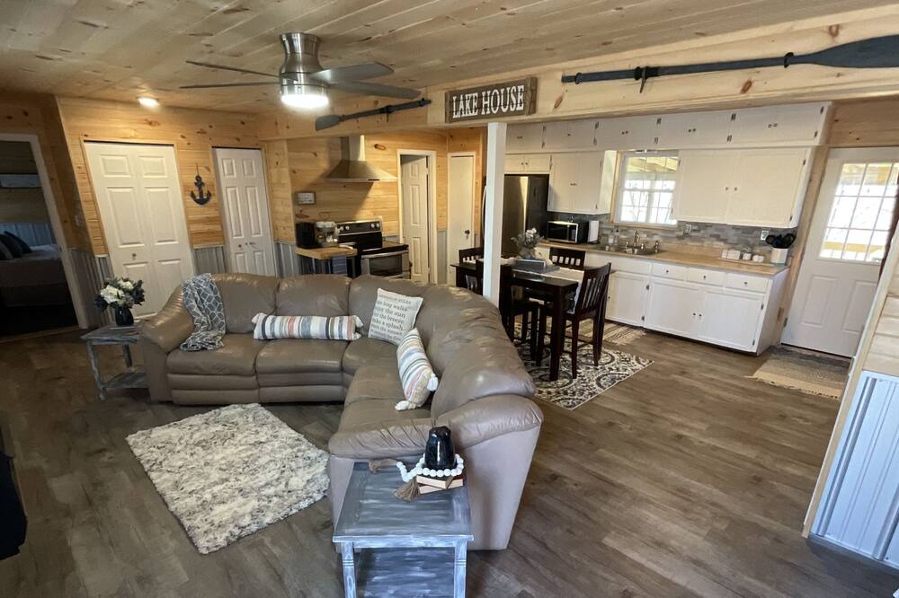 Photo of Livingroom in Almo