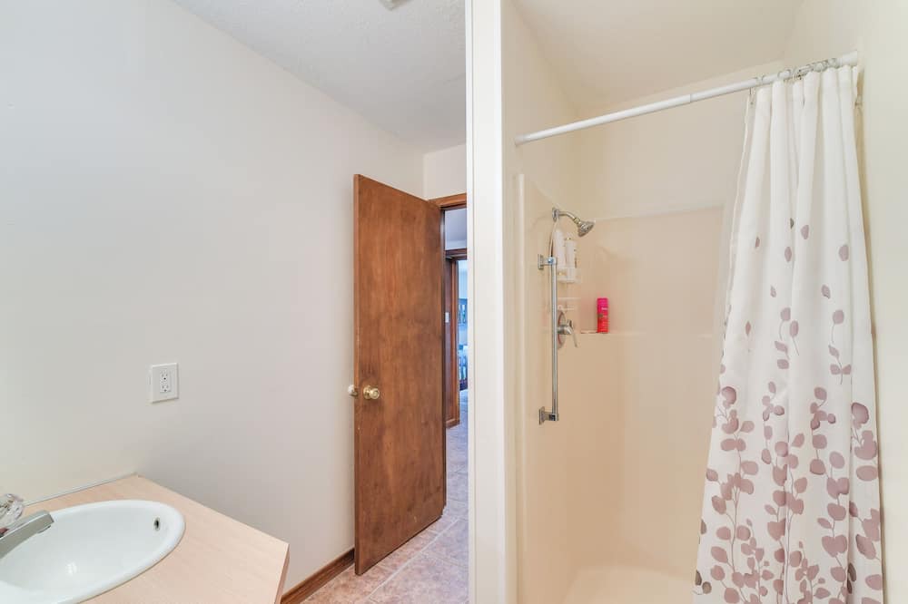 Photo of Bathroom in Brownwood