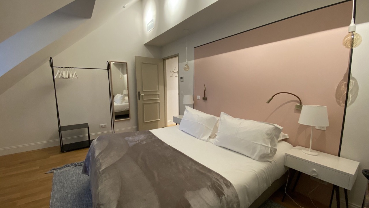 Photo of Bedroom in Savigny-les-Beaune