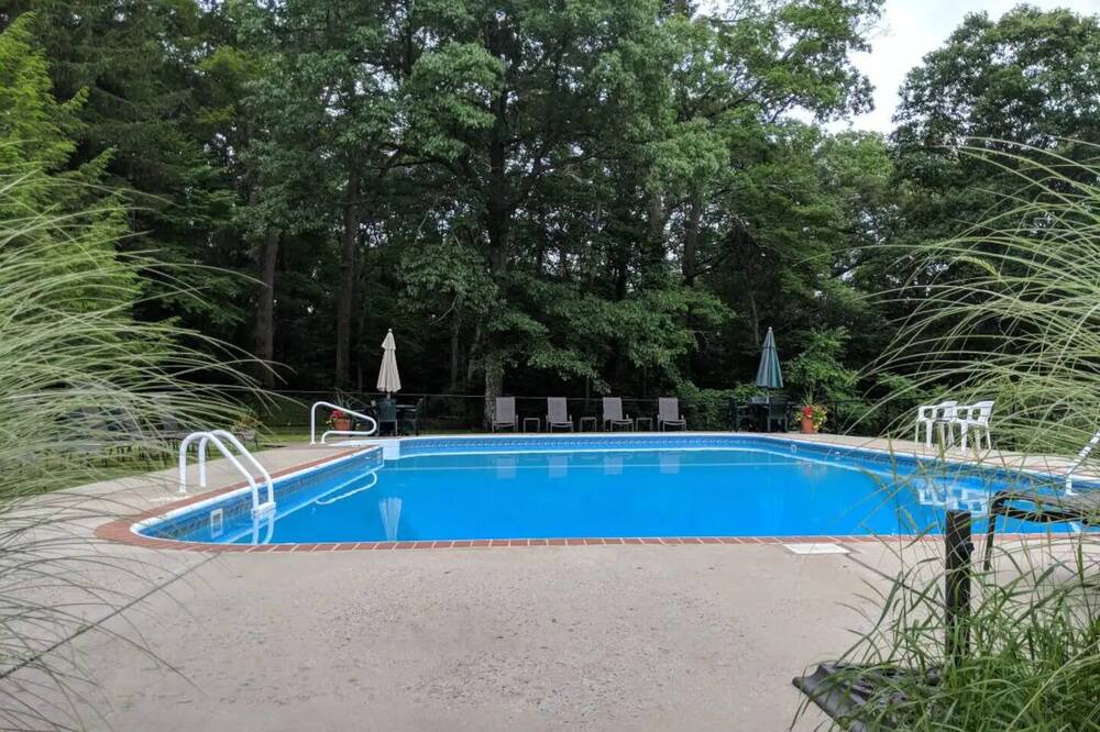 Photo of Outdoor in Farmington