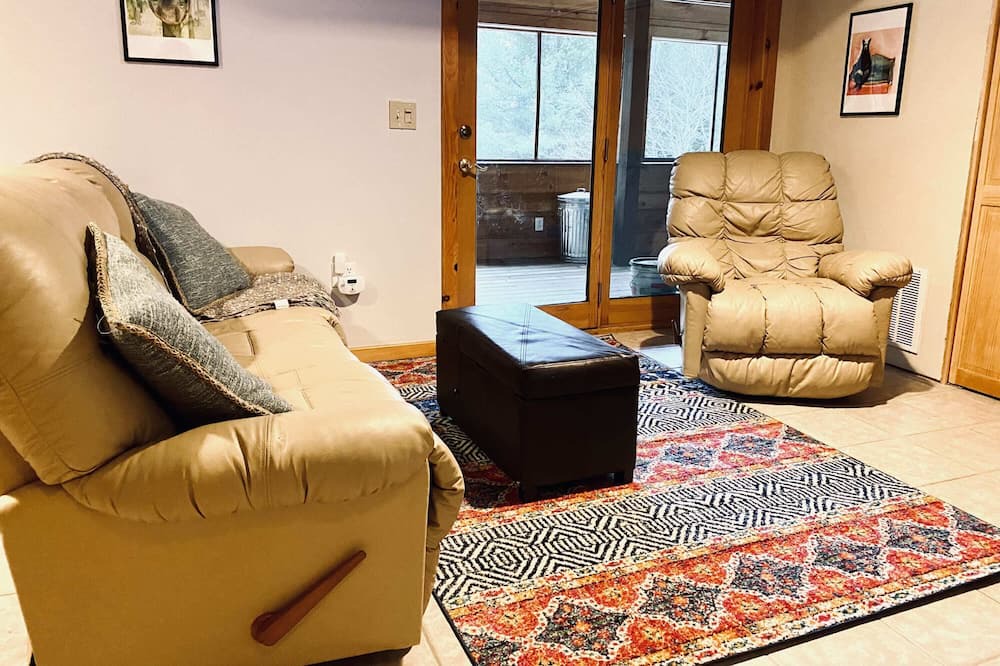 Photo of Others in Malone