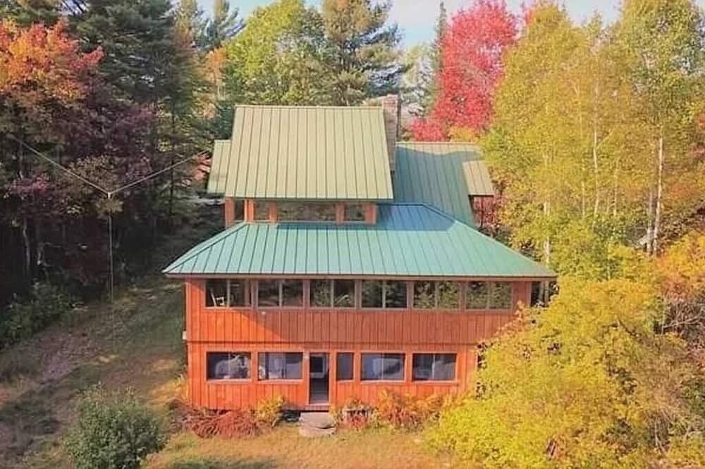 Photo of Others in Malone