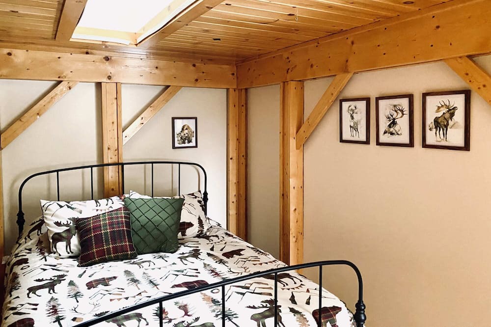 Photo of Others in Malone