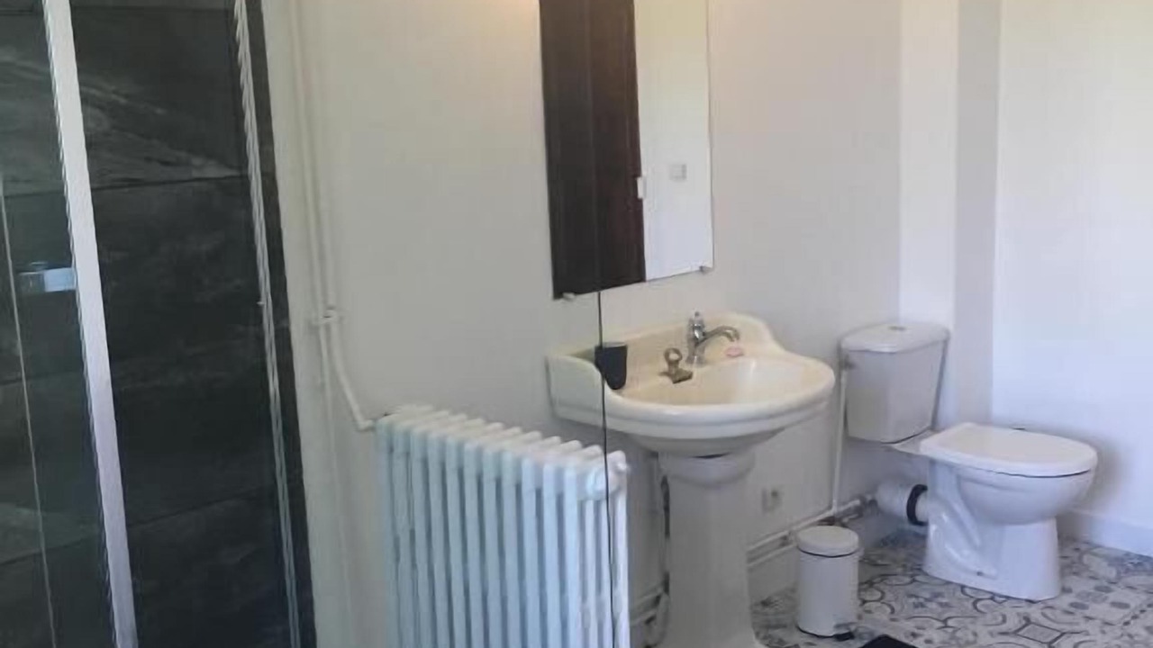 Photo of Bathroom in Saint-Omer