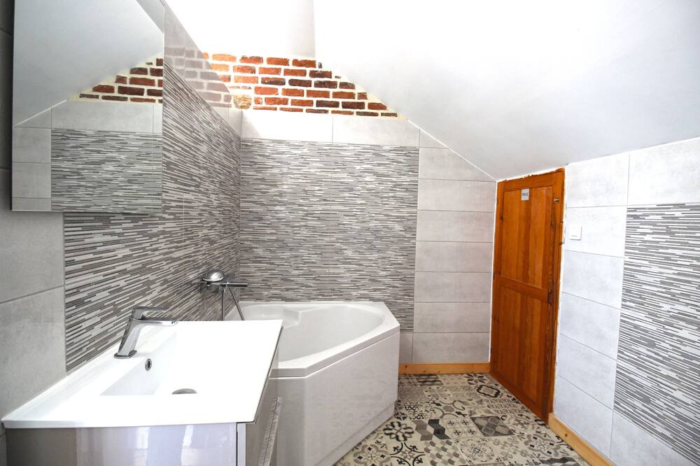Photo of Bathroom in Albi