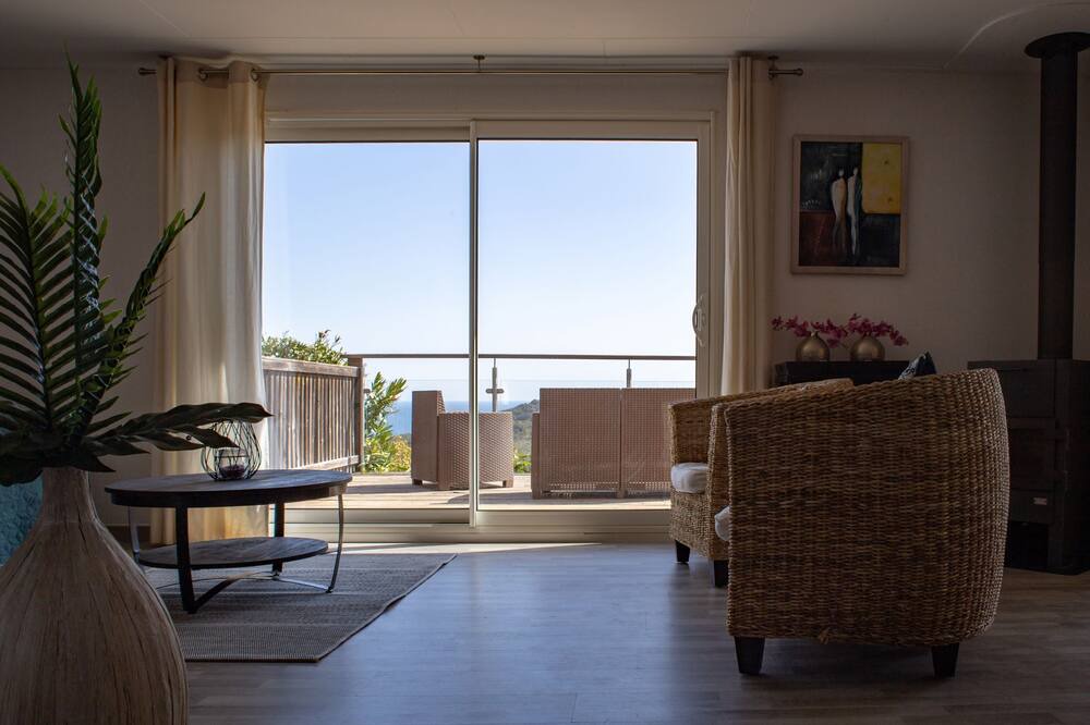 Photo of Livingroom in Favone