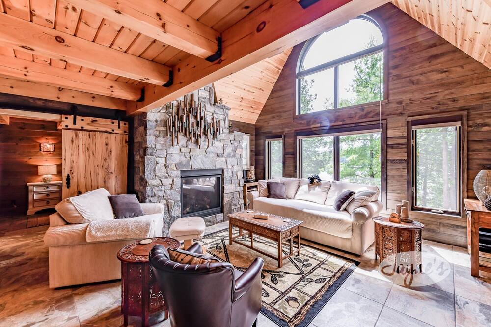 Photo of Livingroom in Seguin