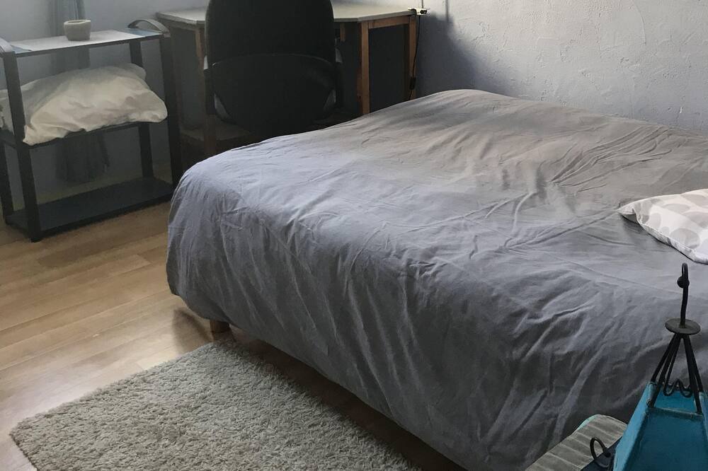 Photo of Bedroom in Palaiseau