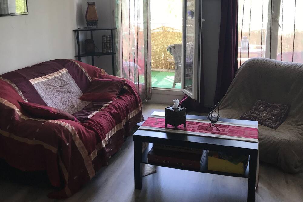 Photo of Bedroom in Palaiseau