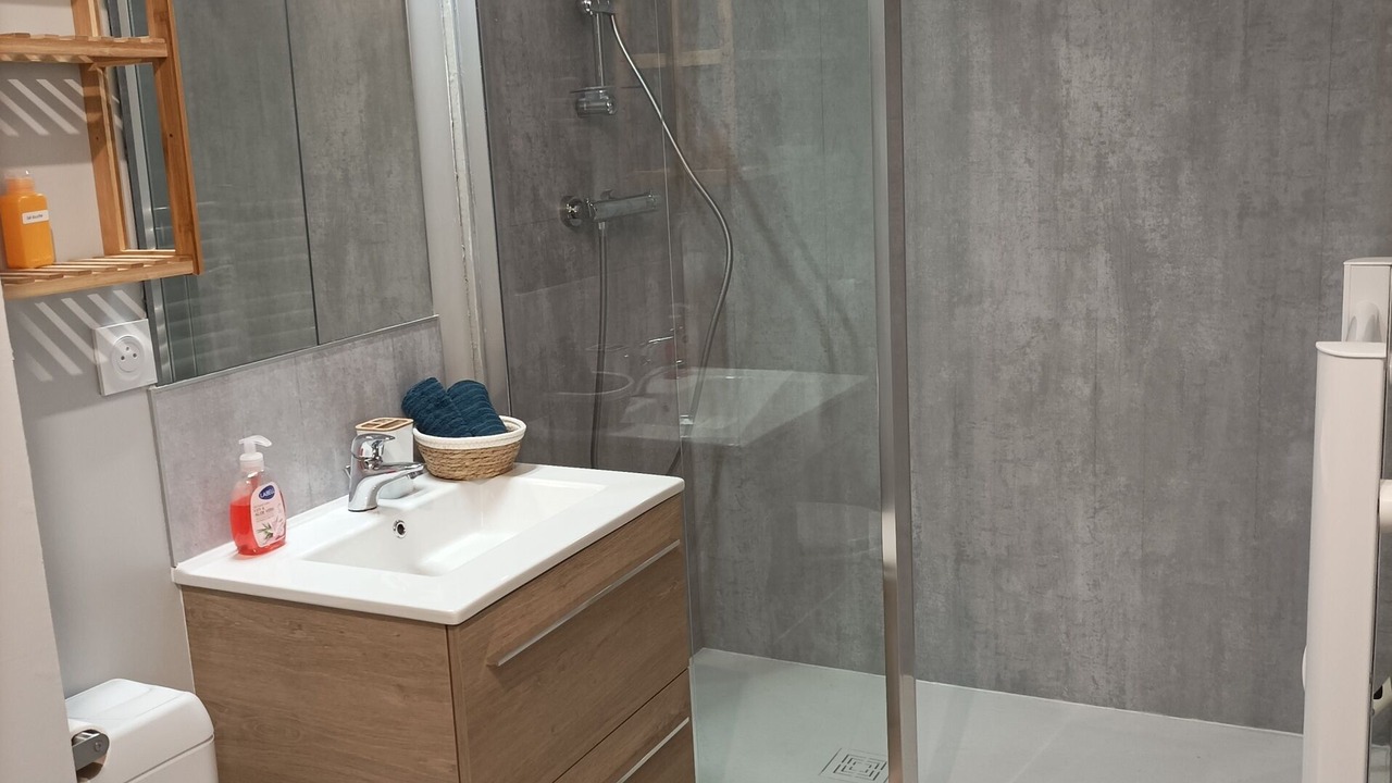 Photo of Bathroom in Plougonvelin