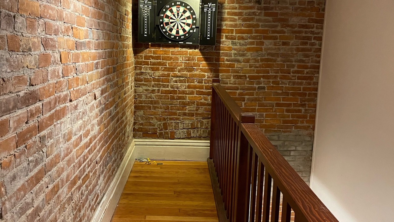 Photo of Others in Albany