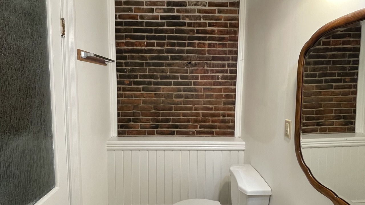 Photo of Others in Albany