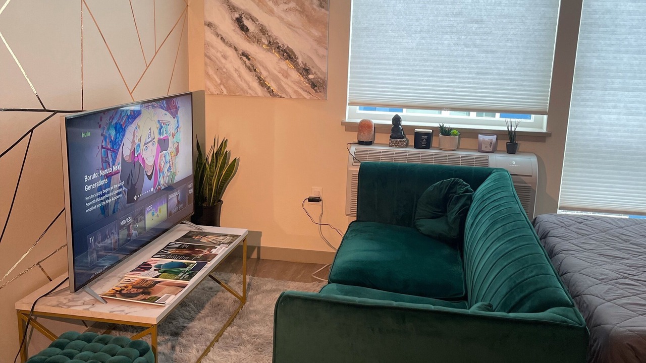 Photo of Livingroom in Buckman Neighborhood