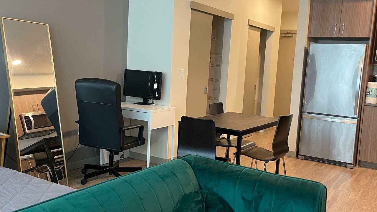 Photo of Livingroom in Buckman Neighborhood