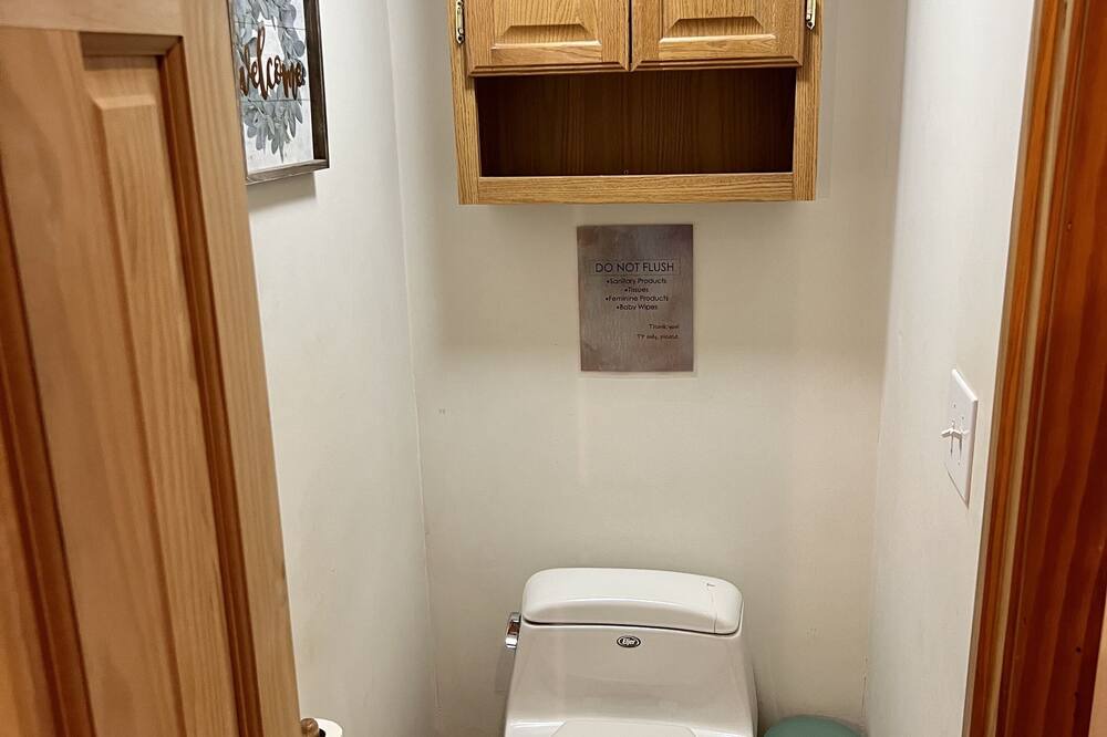 Photo of Bathroom in Pelzer